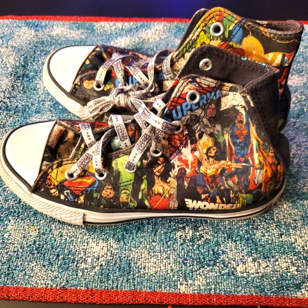 Boys Converse Size 1